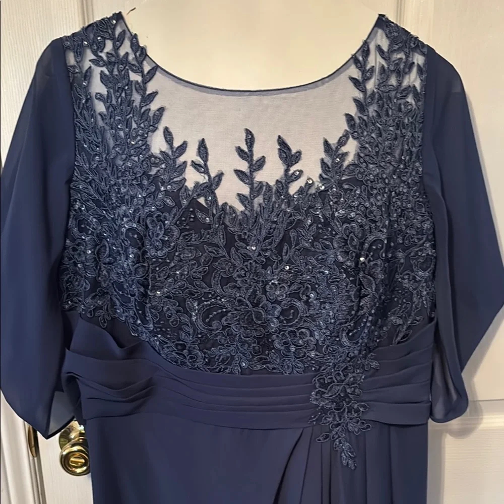 JJs House Navy Blue Scoop Neck Cape Sleeve Mother of the Bride/Groom Gown - Picture 2 of 3